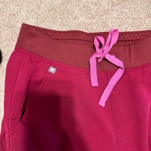 Sm Zamora Figs-Dark Magenta